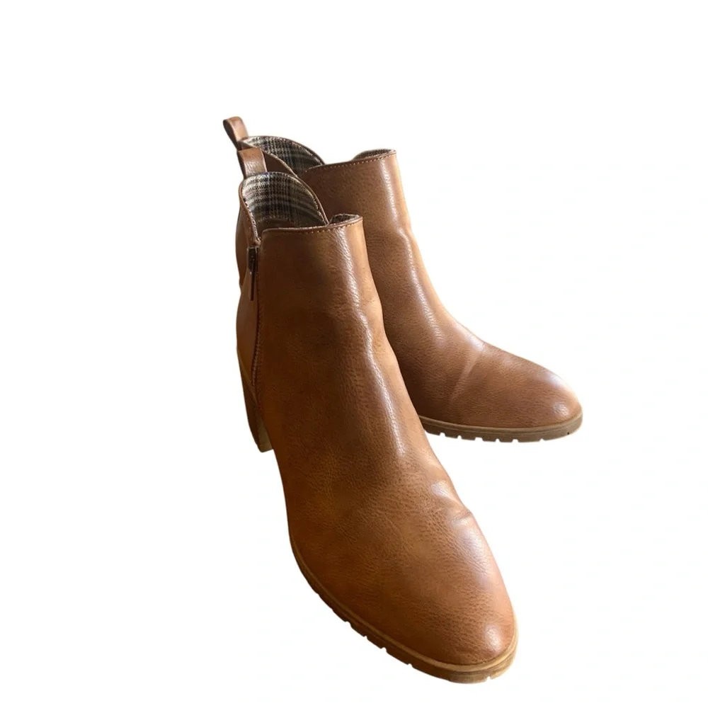 Life Stride Michelle Whiskey Brown Booties Ankle Boots Water Resistant Size 9.5M - Picture 2 of 6